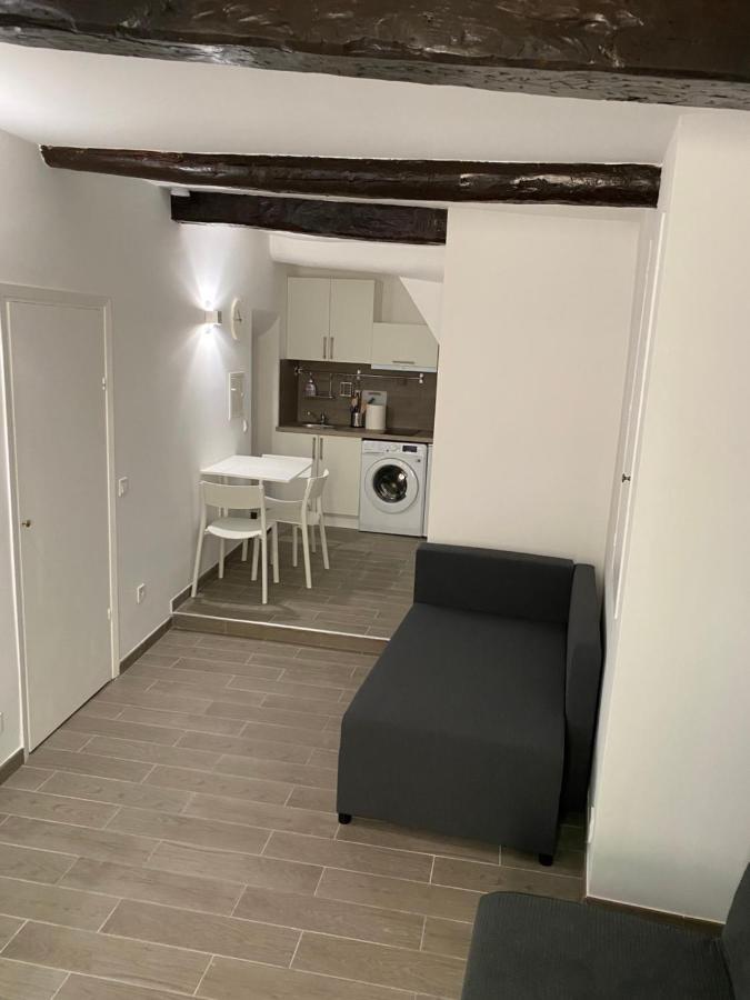 Appartement Renovated In The Heart Of The Old Town Menton